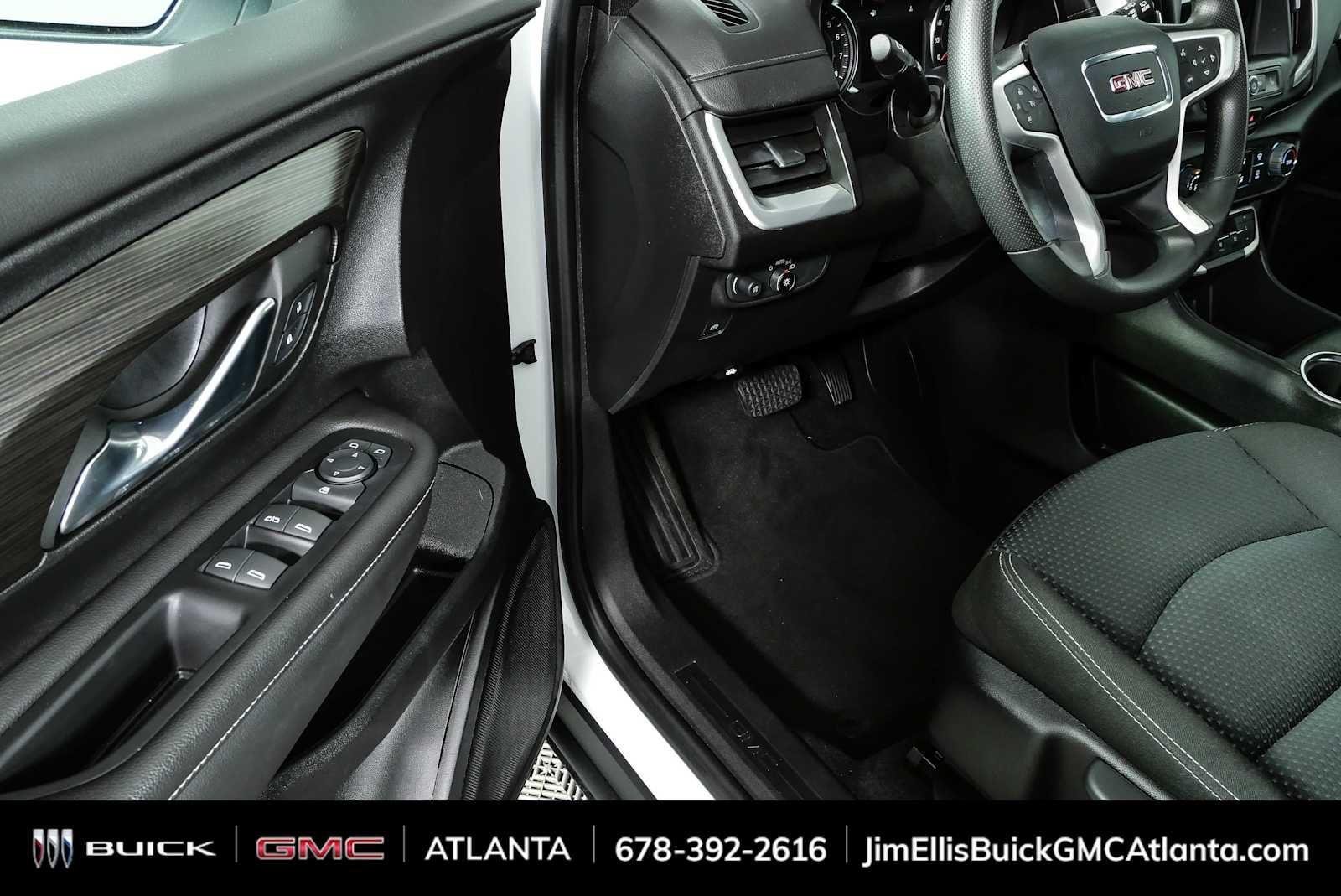 Used 2023 Summit White GMC SLE image 7