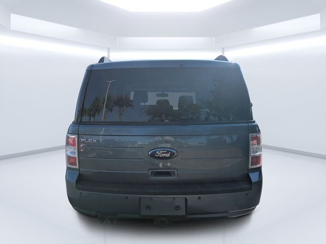 Used 2010 White Ford SE image 4