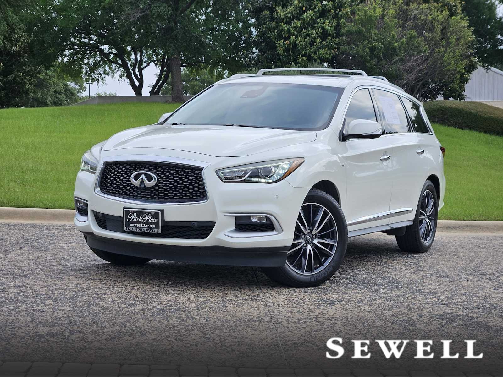 2016 INFINITI QX60 Base