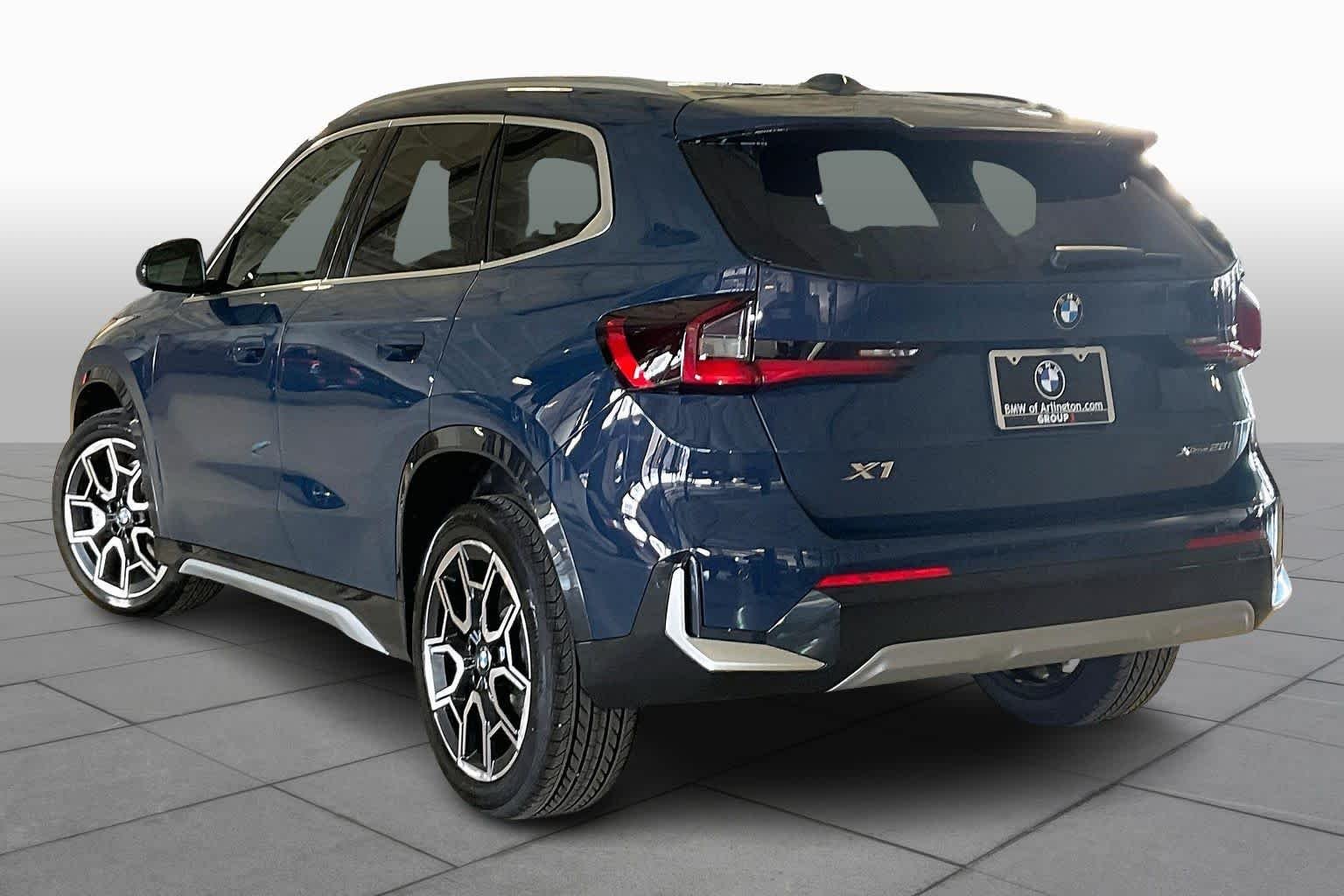New 2026 Night Dusk Blue Metallic BMW xDrive28i image 12