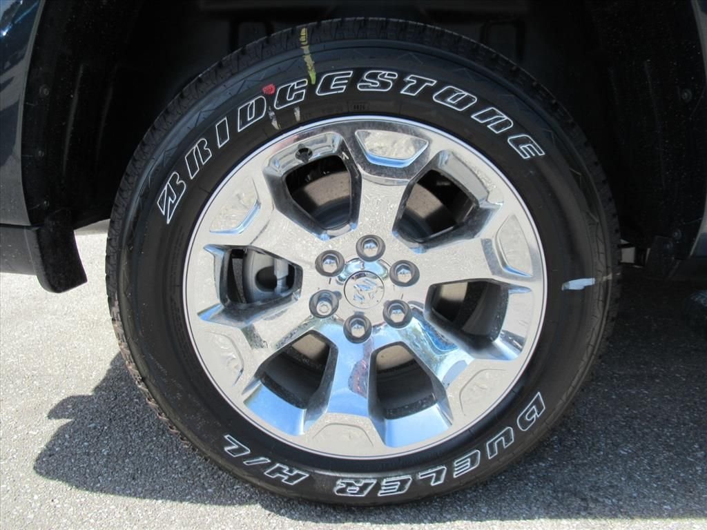 New 2026 Forged Blue Metallic Exterior Paint RAM Big Horn/Lone Star image 8