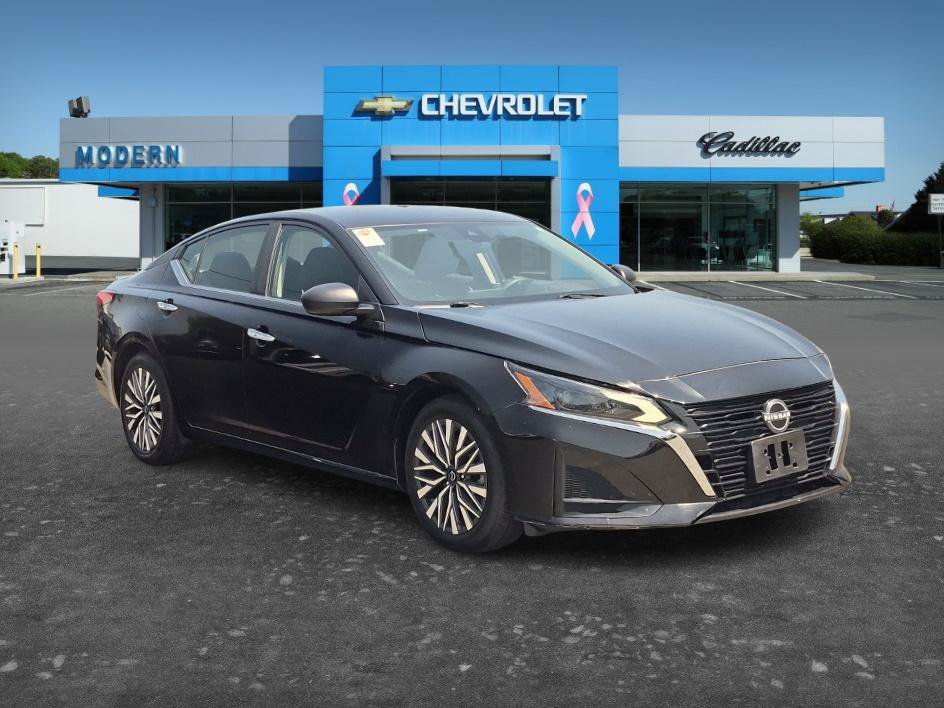 Certified Used 2024 Super Black Nissan 2.5 SV image 7