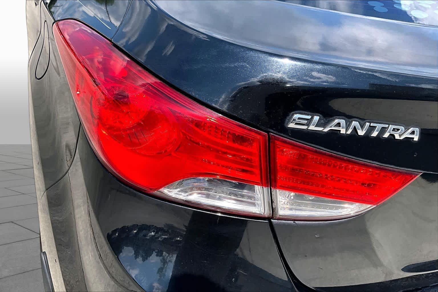 Used 2013 Phantom Black Metallic Hyundai GLS image 24