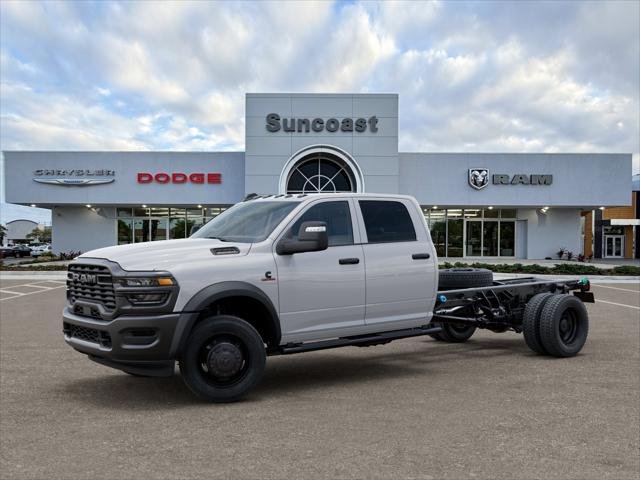 New 2026 Bright White Clear-Coat Exterior Paint RAM Tradesman image 28