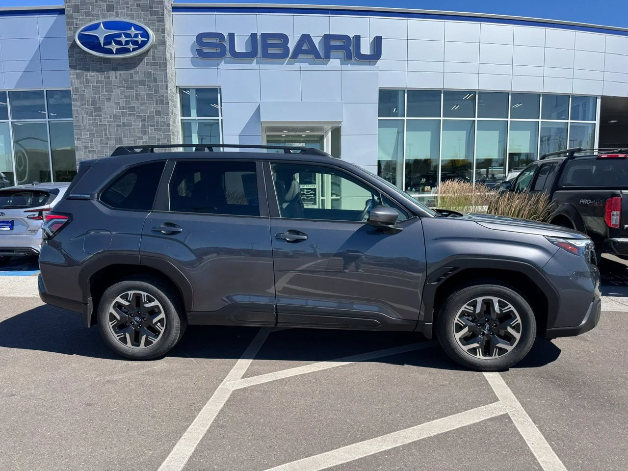 Used 2025 Magnetite Gray Metallic Subaru Premium image 8