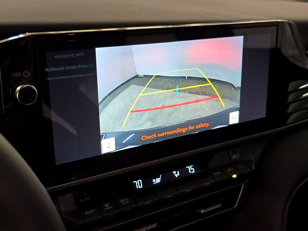 Used 2026  Toyota SE image 31
