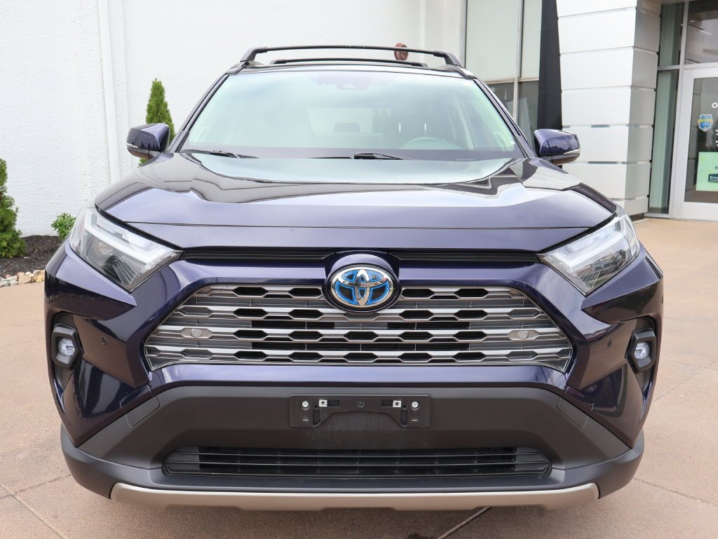 Used 2023 Toyota RAV4 Limited with VIN JTMD6RFV2PD080041 for sale in Kansas City