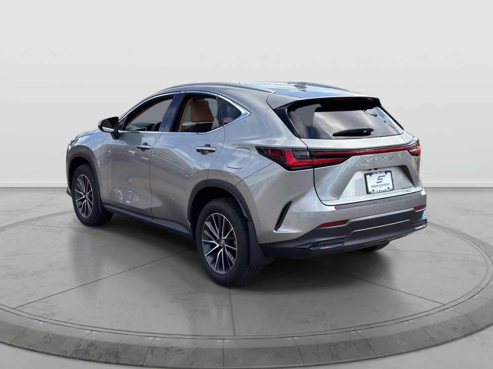 Used 2025 Silver Lexus 350 image 5