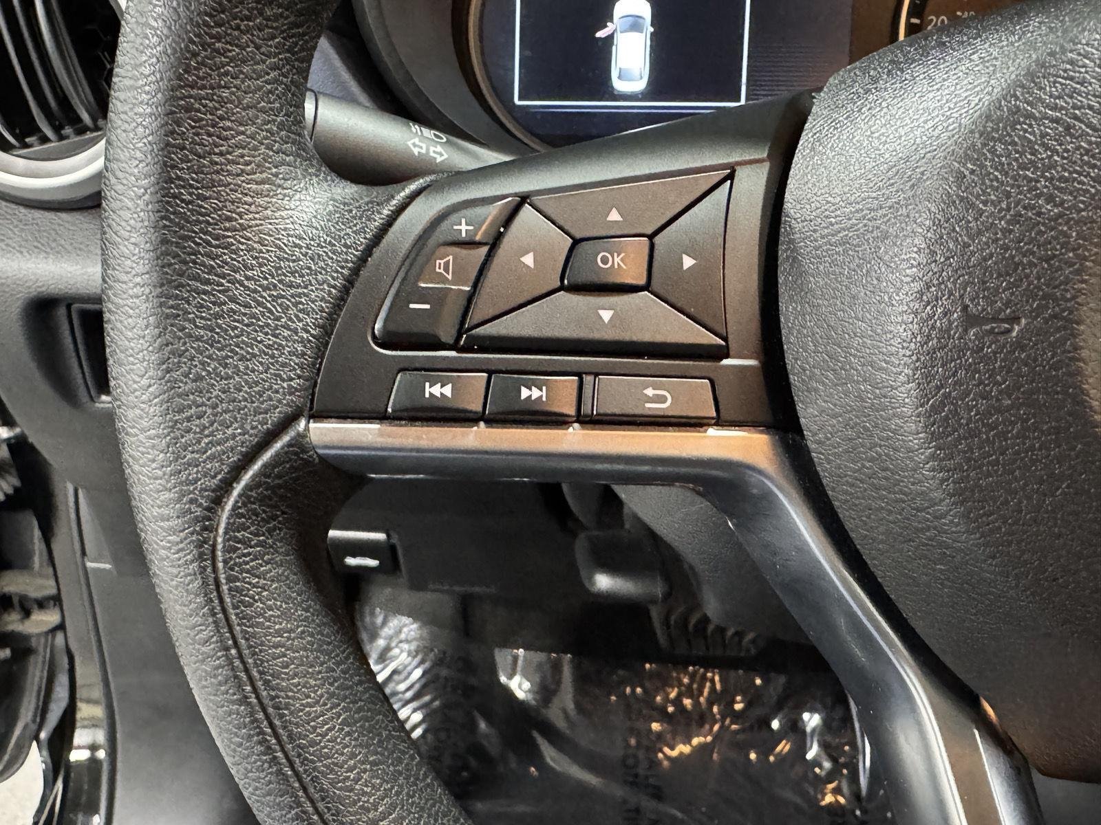 2025 Nissan Versa Sedan SV - Photo 26
