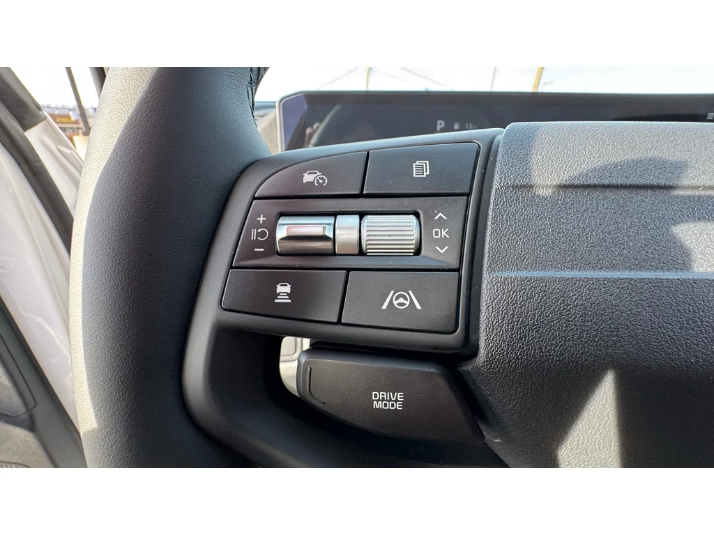 New 2026 Whi Kia EX image 10