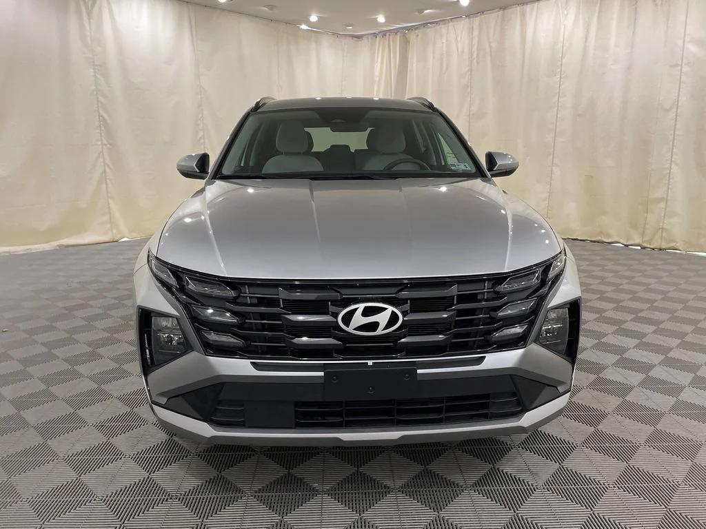 Used 2025 Shimmering Silver Hyundai SEL image 3