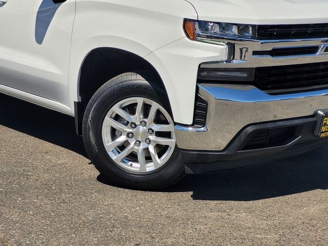 Used 2022 White Chevrolet LT image 9