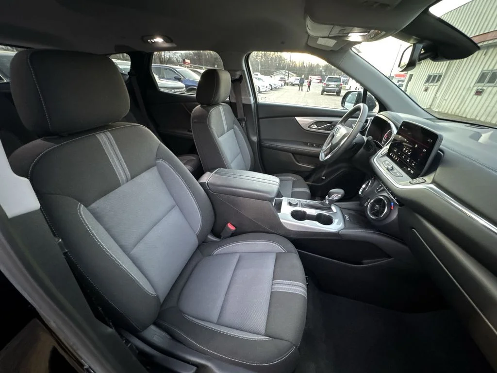 Used 2023 Black Chevrolet LT image 24
