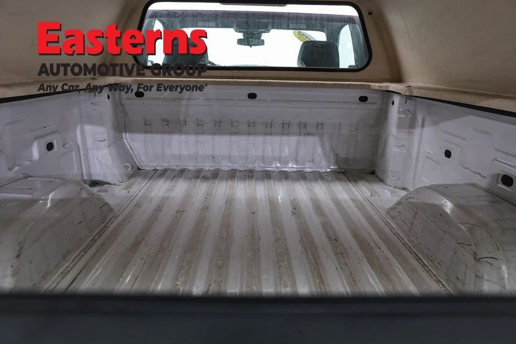 Used 2023 White Chevrolet WT image 9
