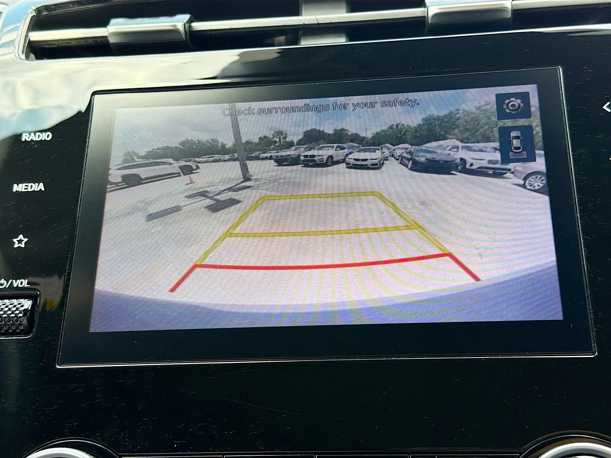 Used 2022 Phantom Black Hyundai SEL image 30