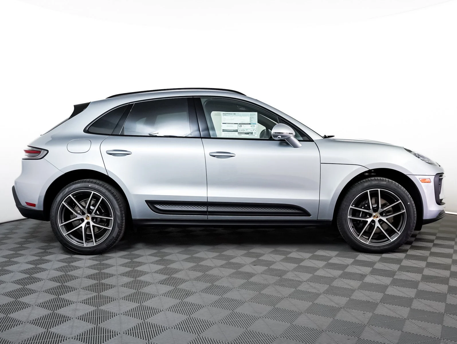 New 2026 DOLOMITE SILVER Porsche  image 11