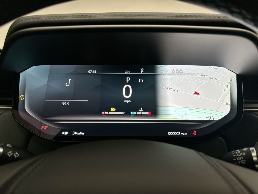 New 2026 Borasco Grey LAND ROVER SE image 23