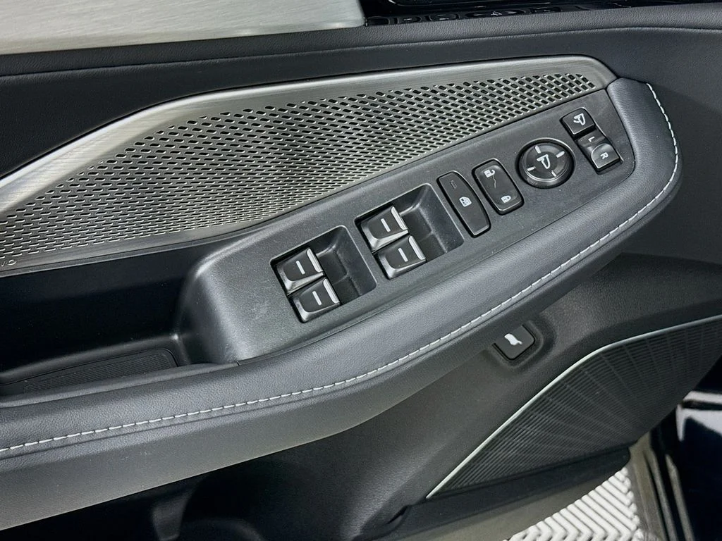 Certified Used 2023 Majestic Black Pearl Acura SH-AWD TECH image 19
