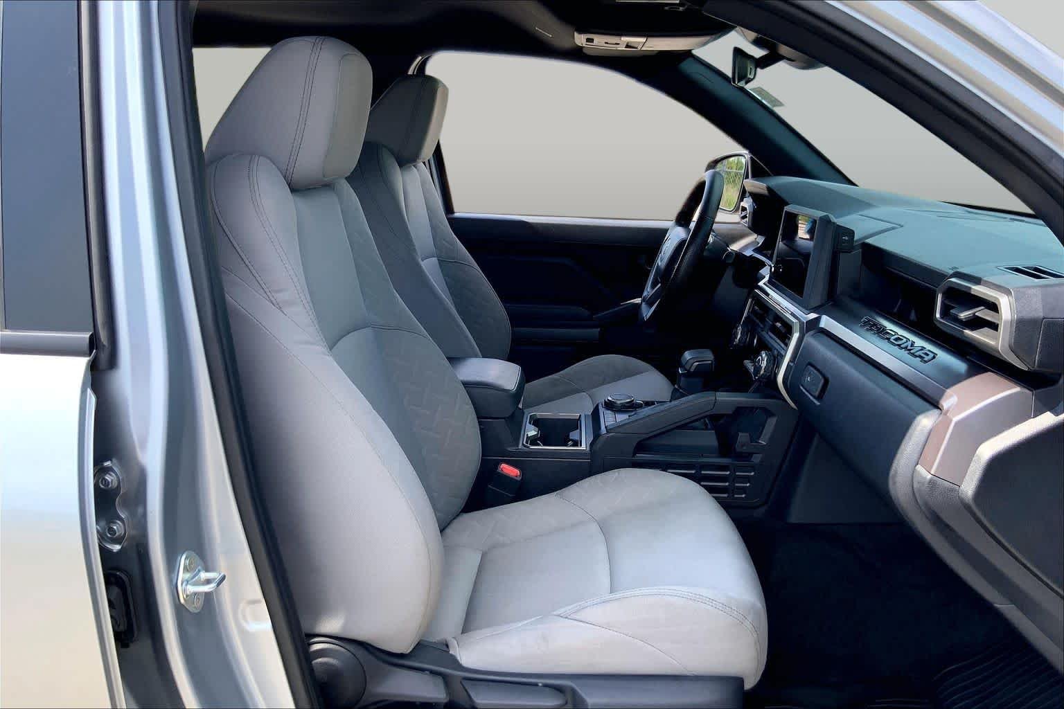 Used 2025 Celestial Silver Metallic Toyota SR5 image 9