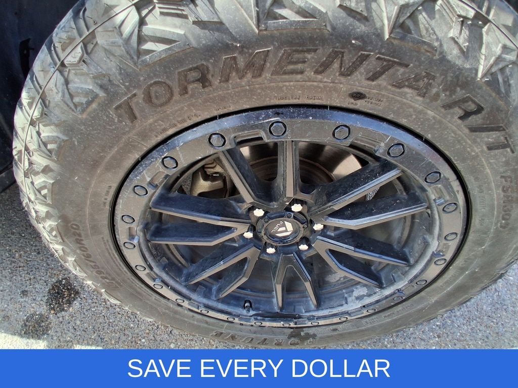 Used 2018 Red Ford XL image 8