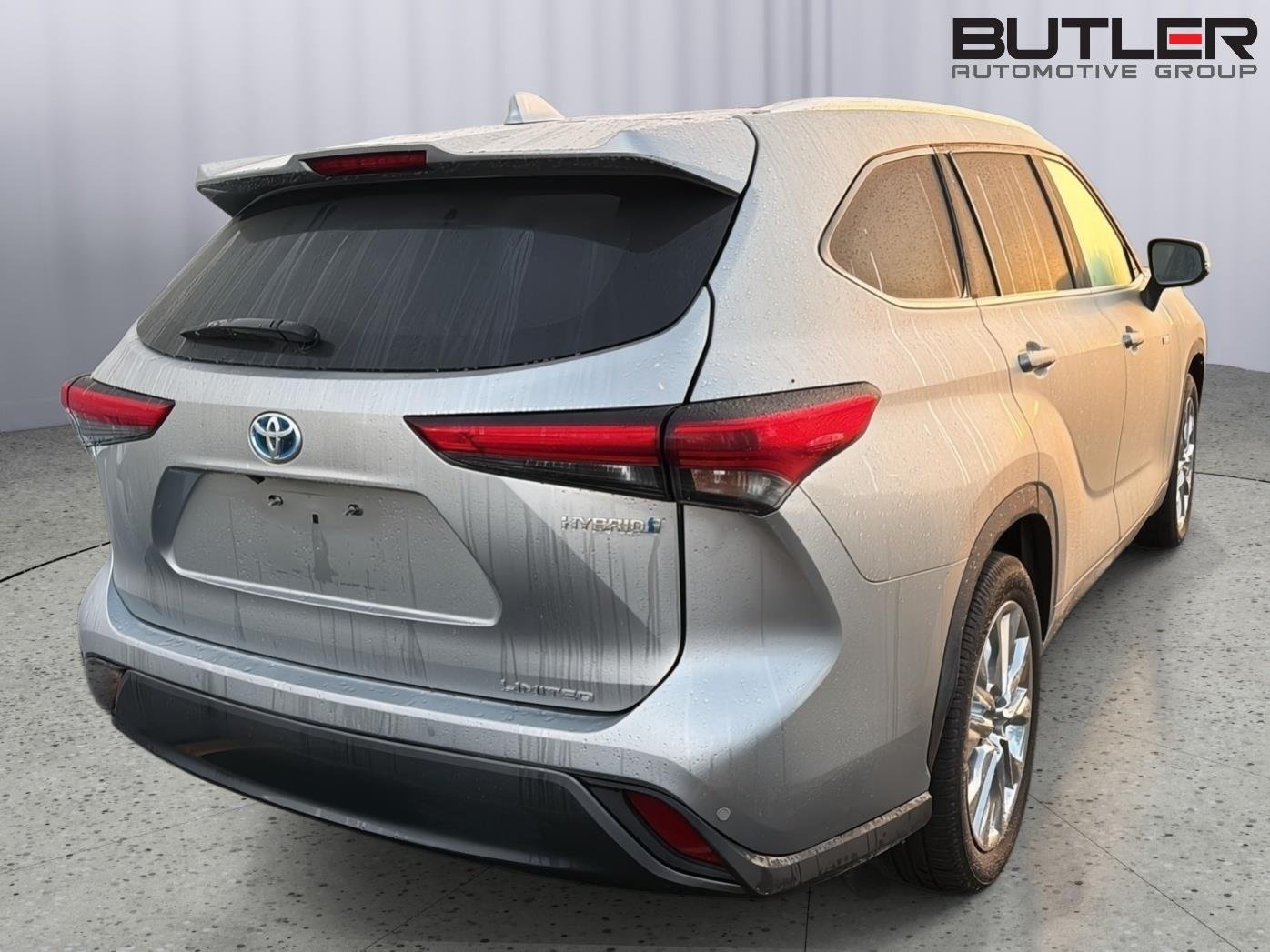 Used 2020 Celestial Silver Metallic Toyota Limited image 8
