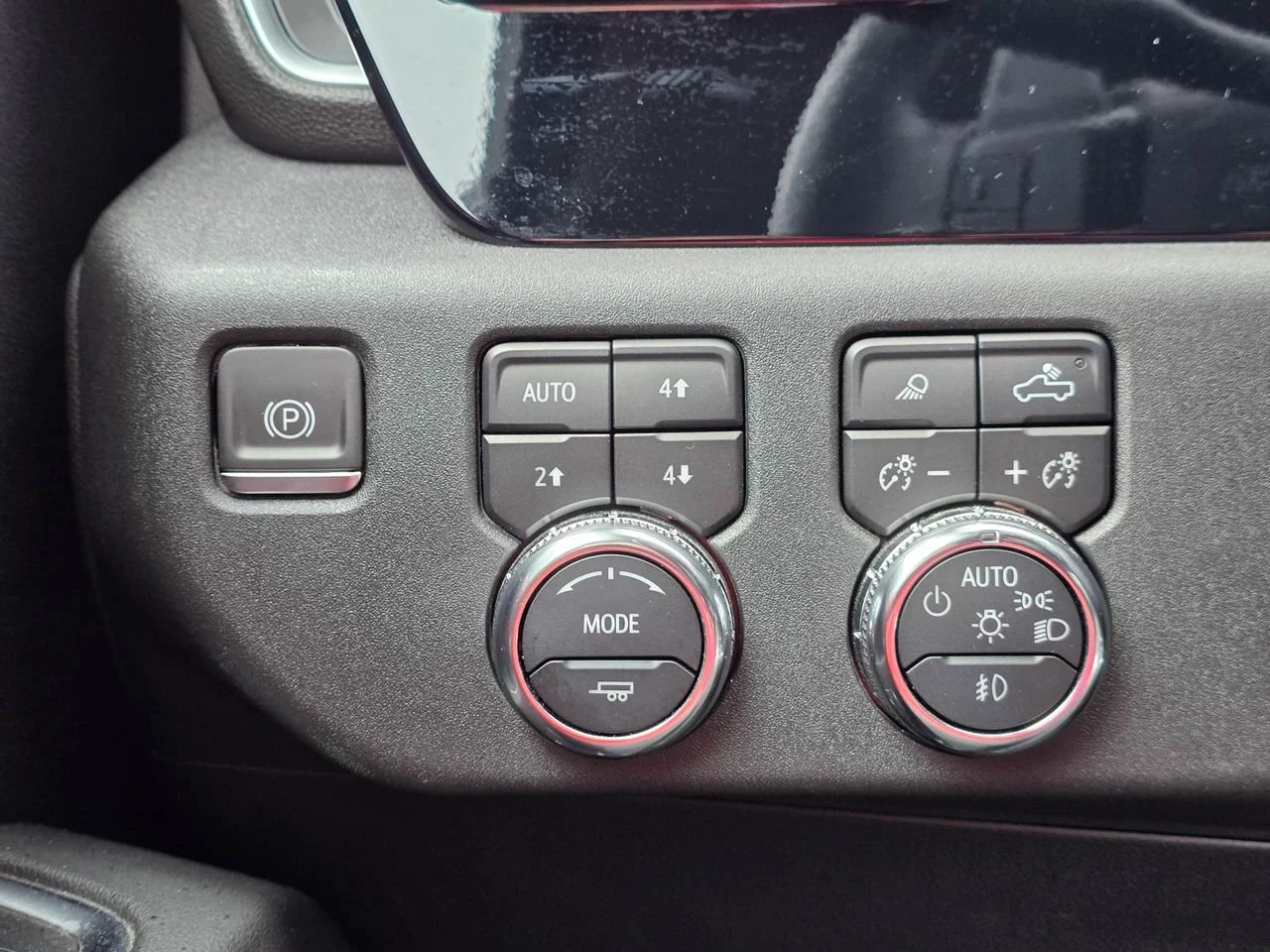 Used 2023 Sterling Metallic GMC SLT image 24