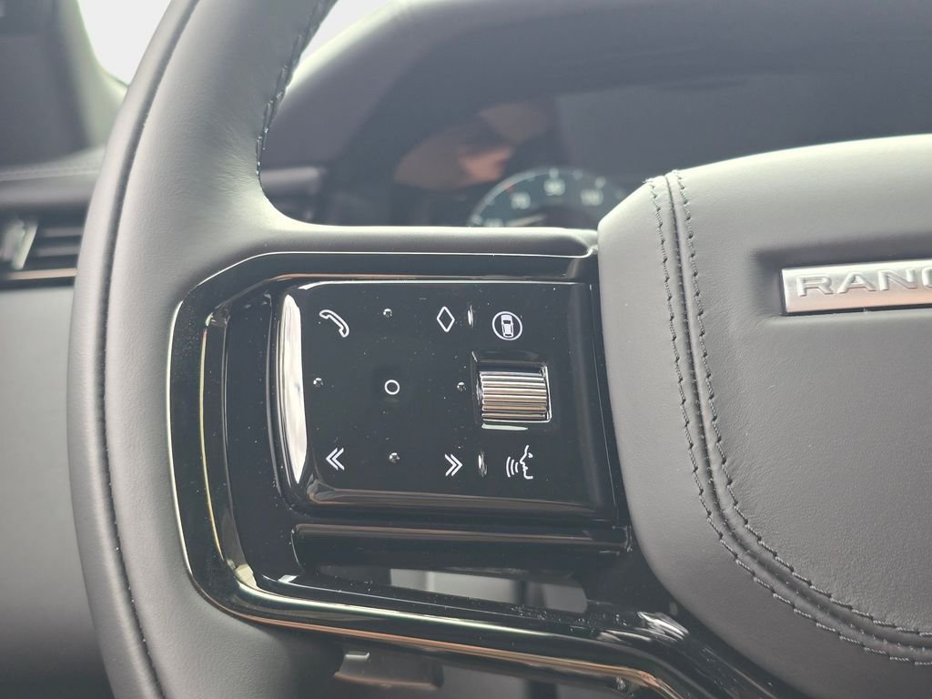 New 2026 Carpathian Grey LAND ROVER  image 17