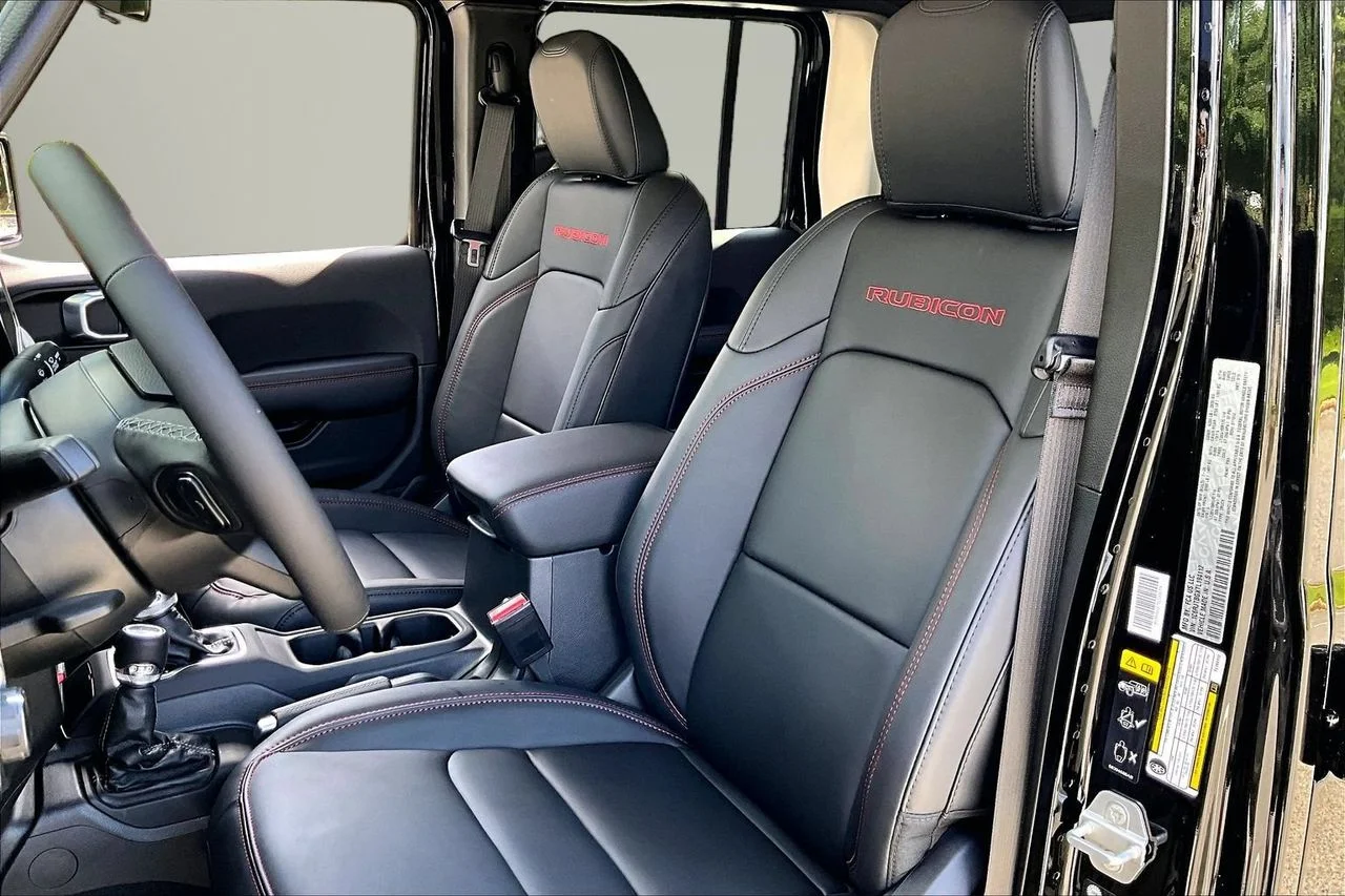 New 2026 Black Clearcoat Jeep Rubicon image 16