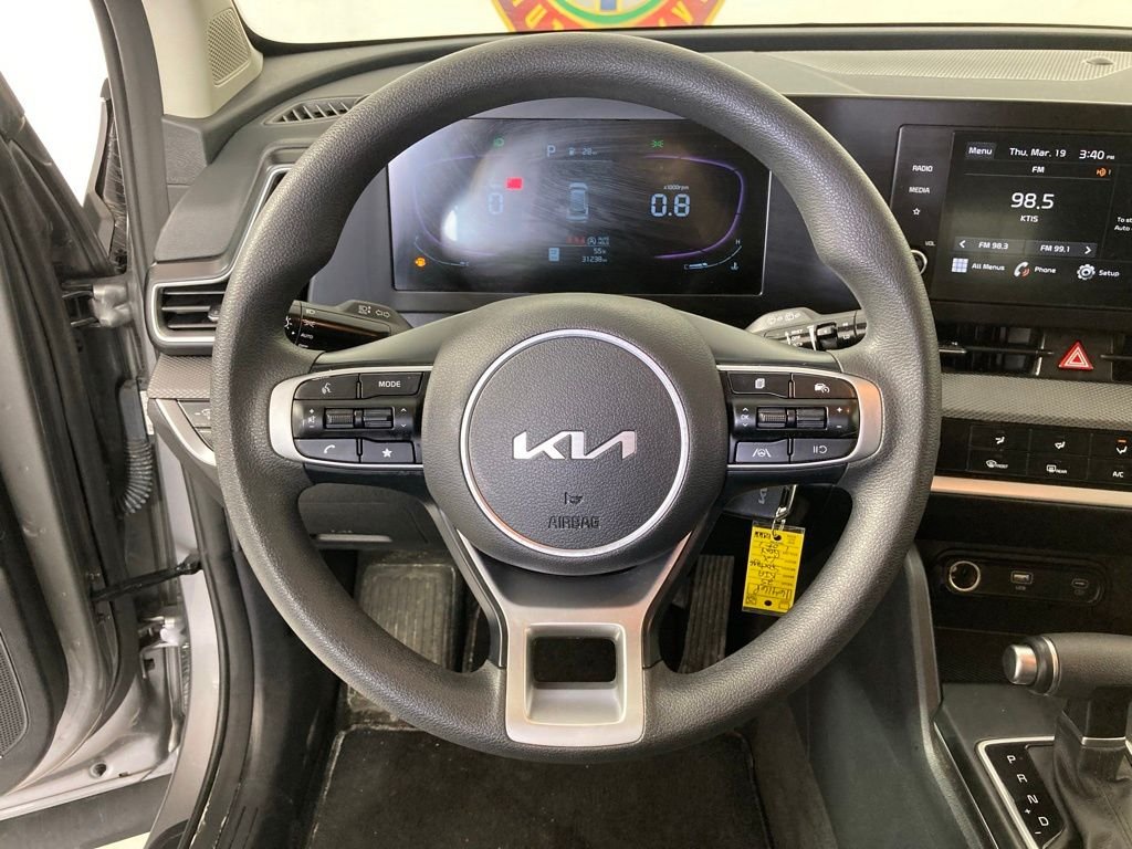 2025 Kia Sportage LX - Photo 9