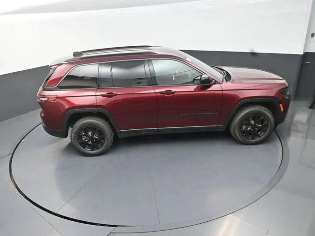 New 2026 Velvet Red Pearlcoat Jeep Altitude image 18
