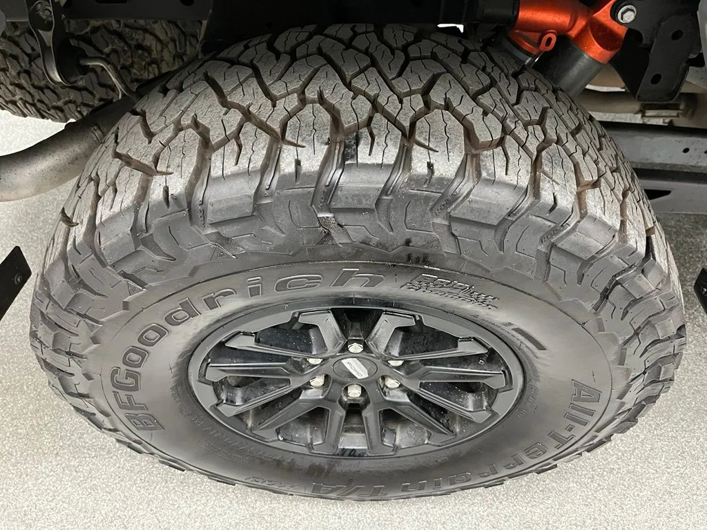 Used 2025 White Ford Raptor image 17
