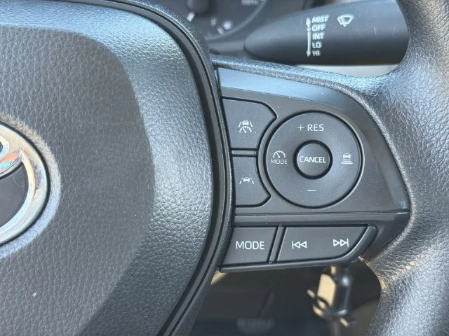 Used 2024  Toyota LE image 27