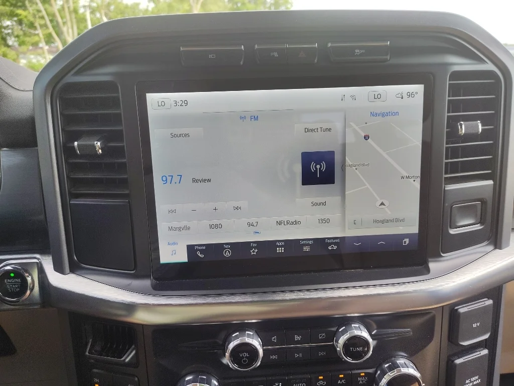 Used 2023 Oxford White Ford LARIAT image 19