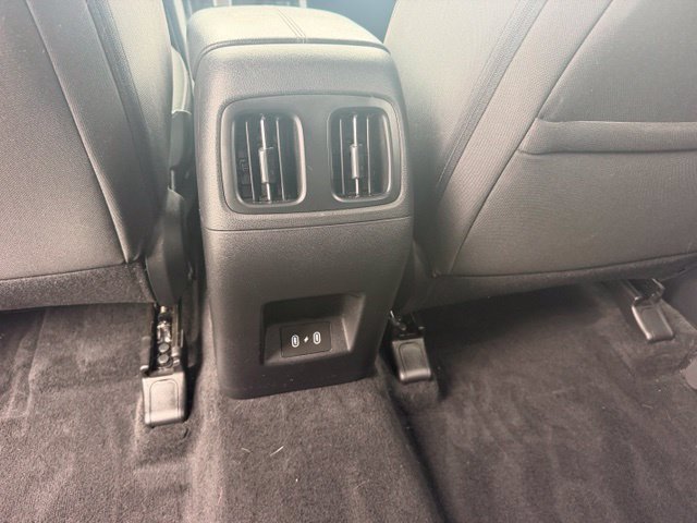 Used 2025 Black Hyundai SEL image 27
