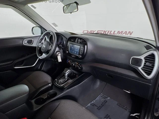 Used 2020 Gray Kia LX image 34