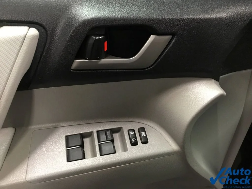Used 2013 Black Toyota Base Plus V6 image 20