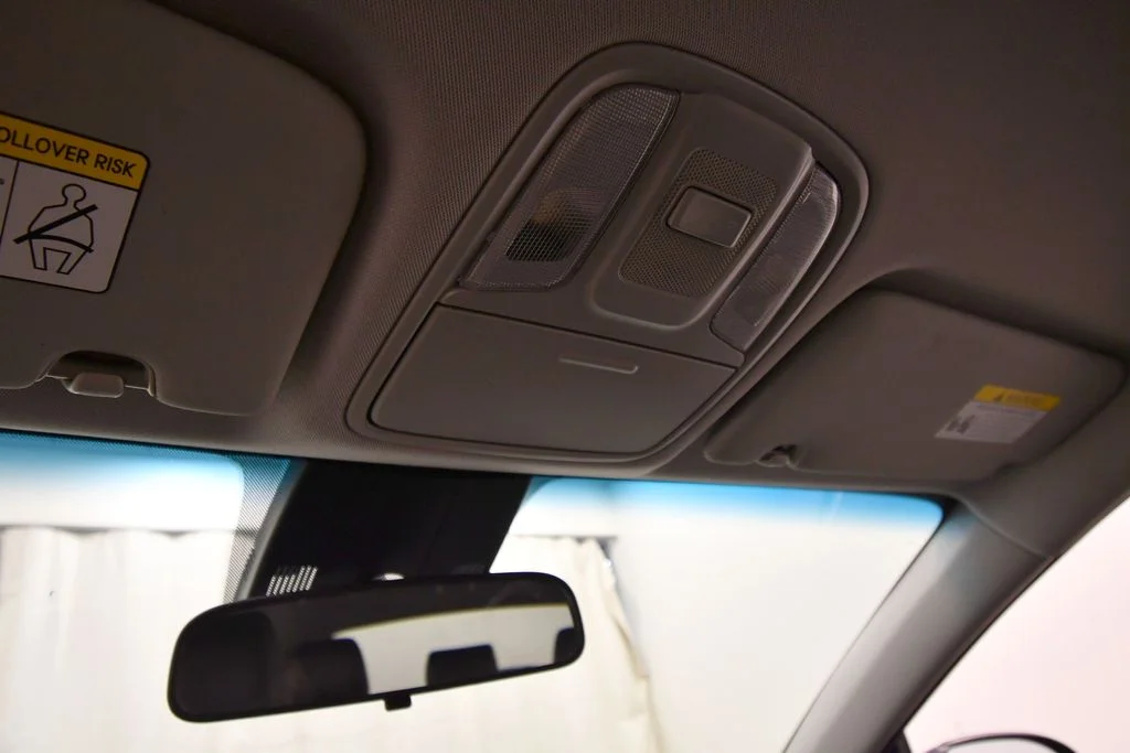 Used 2017 Blue Kia EX image 27