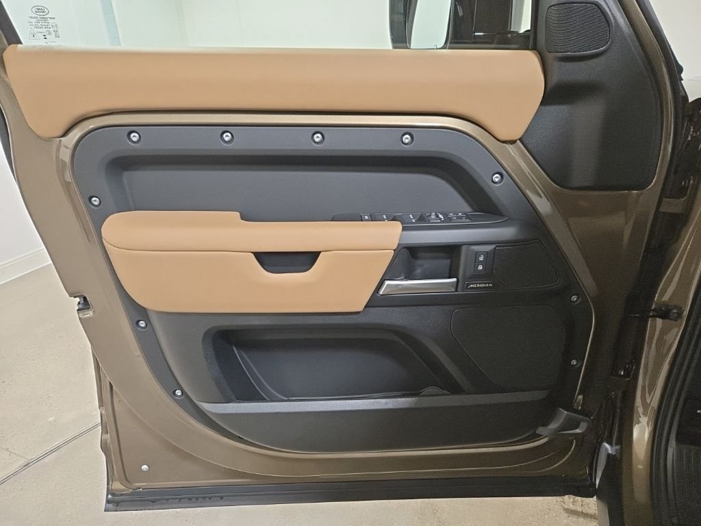 New 2026 Gondwana Stone LAND ROVER S image 22