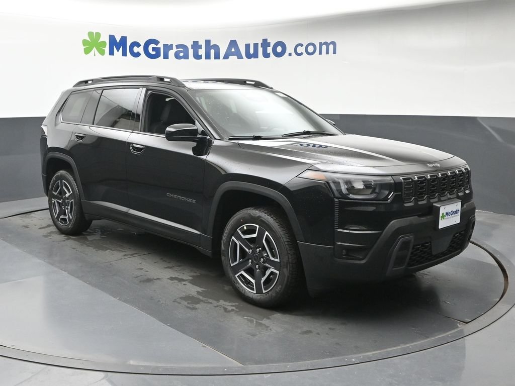 New 2026 Diamond Black Crystal Pearlcoat Jeep Laredo image 2