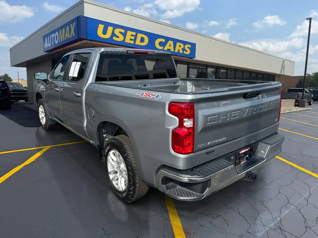 Used 2024 Sterling Gray Metallic Chevrolet LT image 7