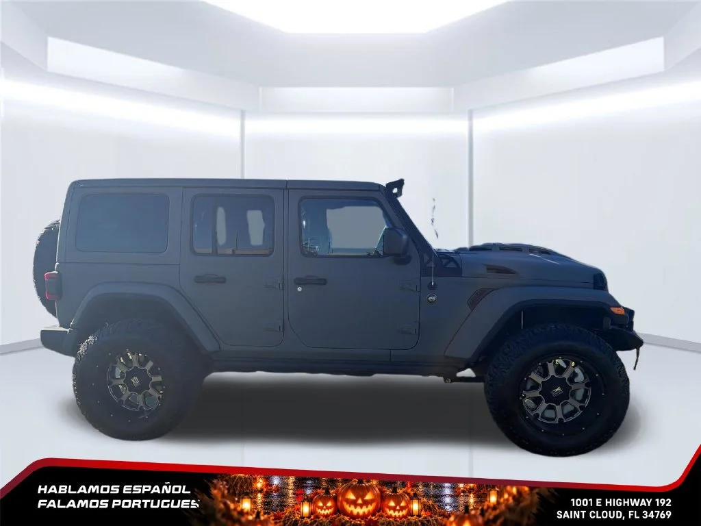 Used 2018  Jeep Sport S image 6