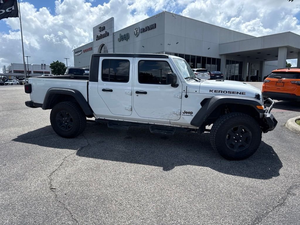 Used 2023 White Jeep Mojave image 7