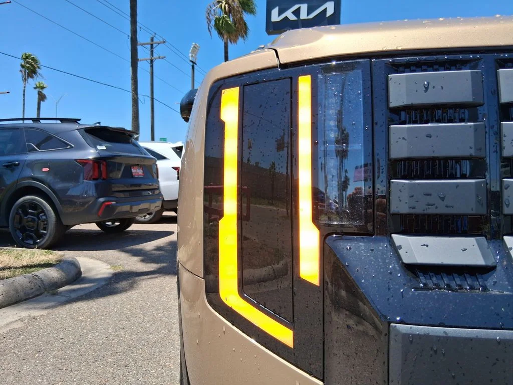New 2027 Brown Kia X-Pro SX image 3