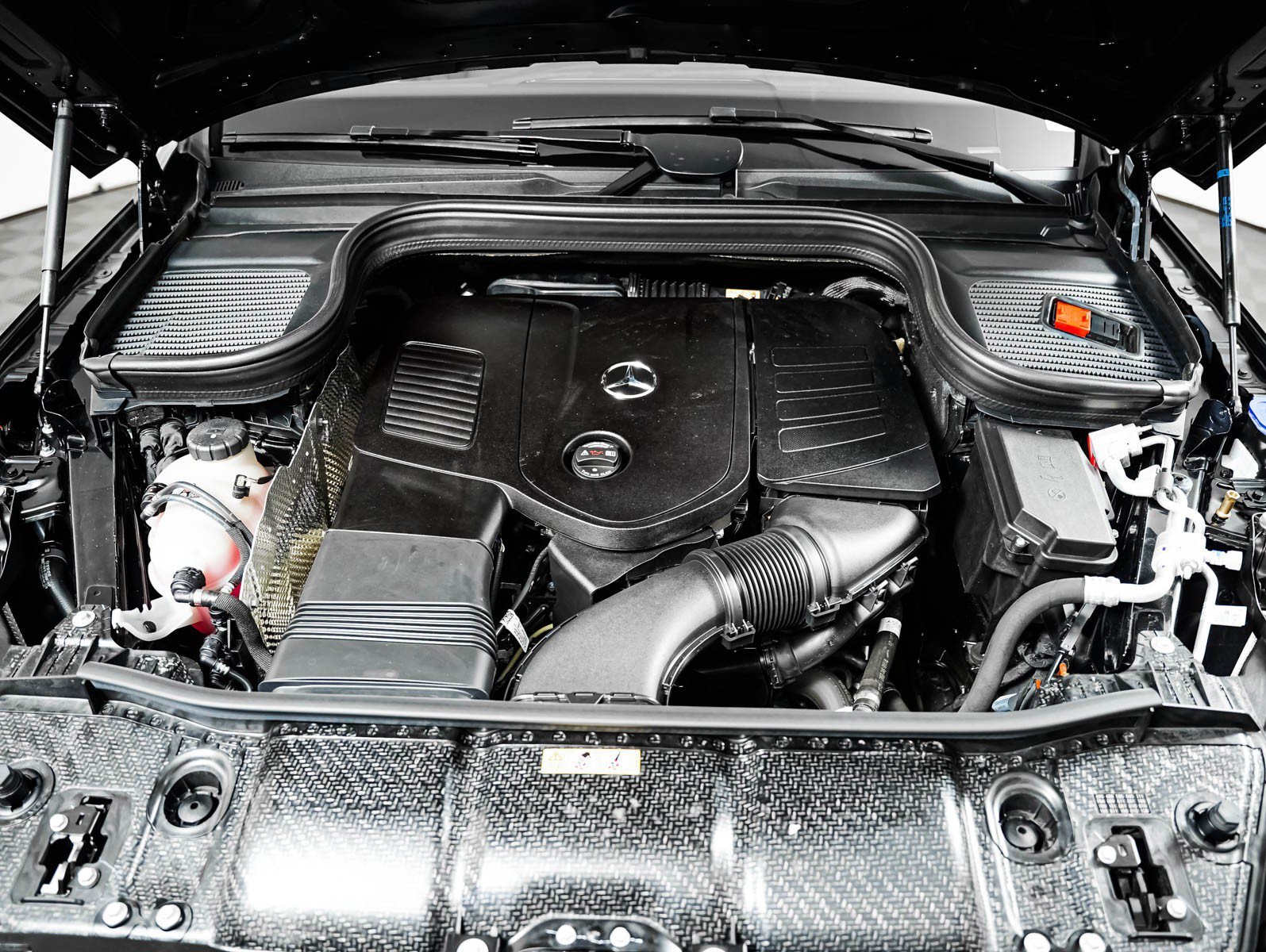 Certified Used 2025 Black Mercedes-Benz GLE 350 image 3