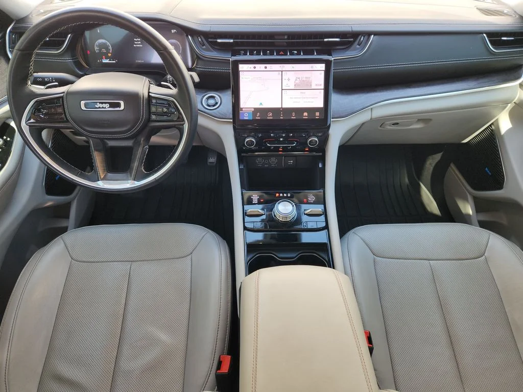 Used 2022 Silver Zynith Jeep Overland image 29