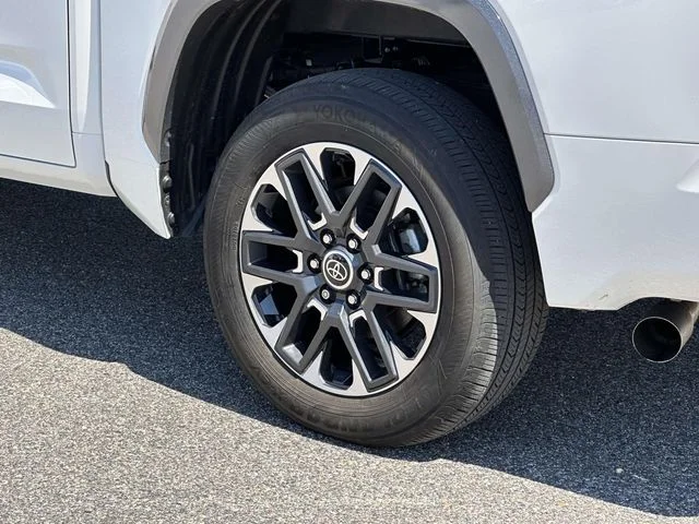 2024 Toyota Tundra Limited - Photo 12