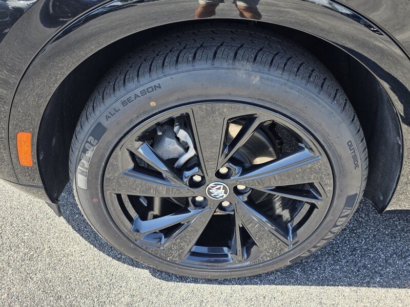 Used 2023 Ebony Twilight Metallic BUICK FWD 4DR ESSENCE image 9