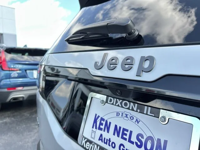 New 2026 Silver Jeep Overland image 15