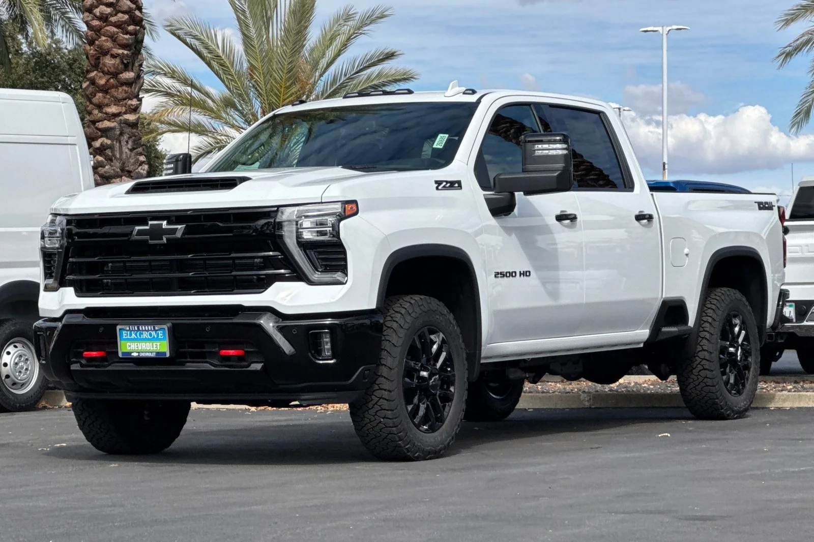 2026 Chevrolet Silverado 2500 HD LTZ view 7