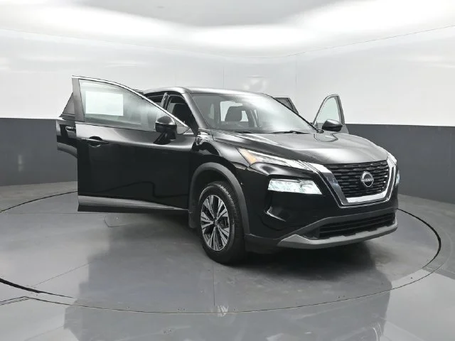 Used 2022 Black Nissan SV image 42